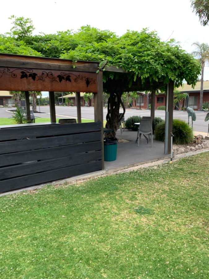 Federation Motel Resort - Corowa Exterior photo